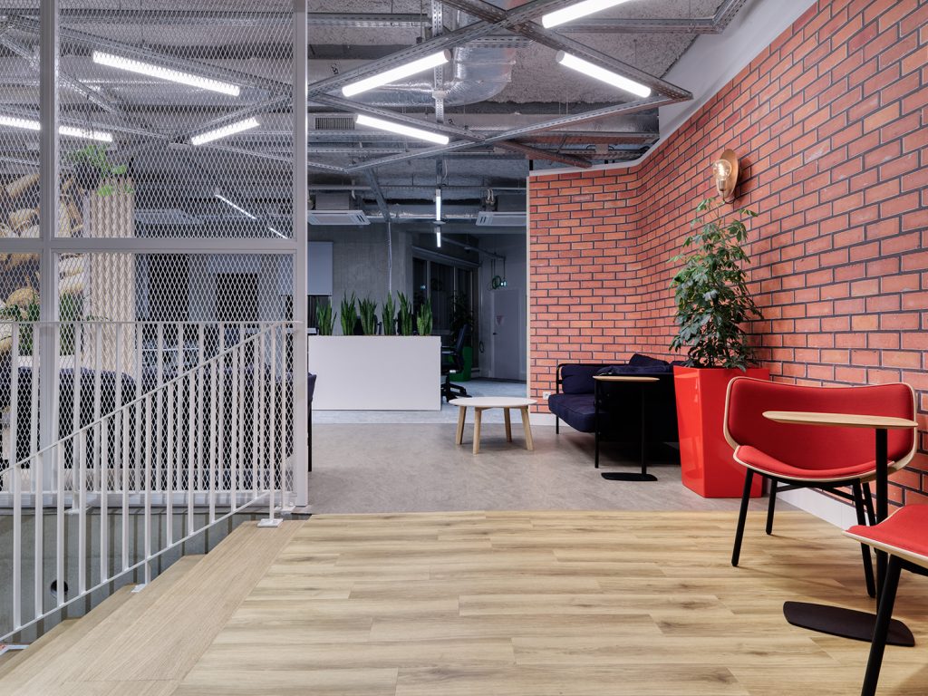 BookingdotCom_Paris, France 3